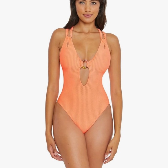 NWOT Becca Line in The Sand Lainey Textured Rib Plunge One-Piece Nectar - Picture 1 of 9
